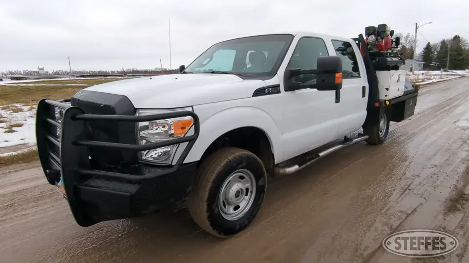 2015 Ford F-250 Flatbed Truck