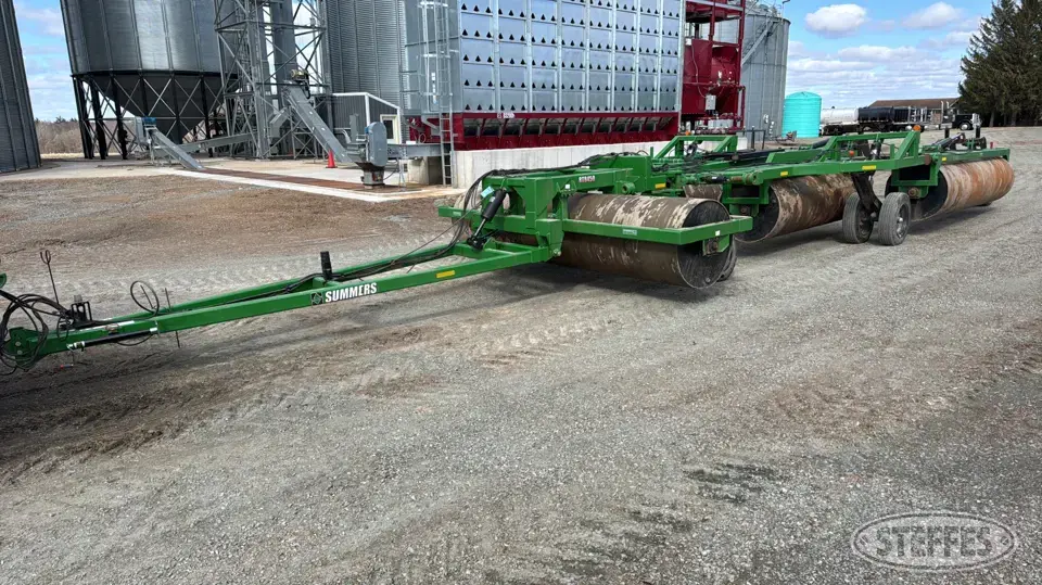 2017 Summers RT8450 Land Roller