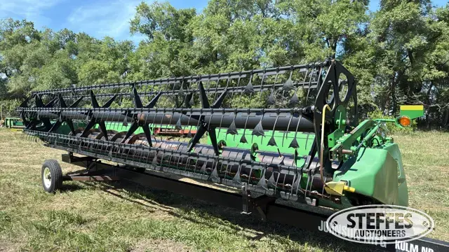 2001 John Deere 925F