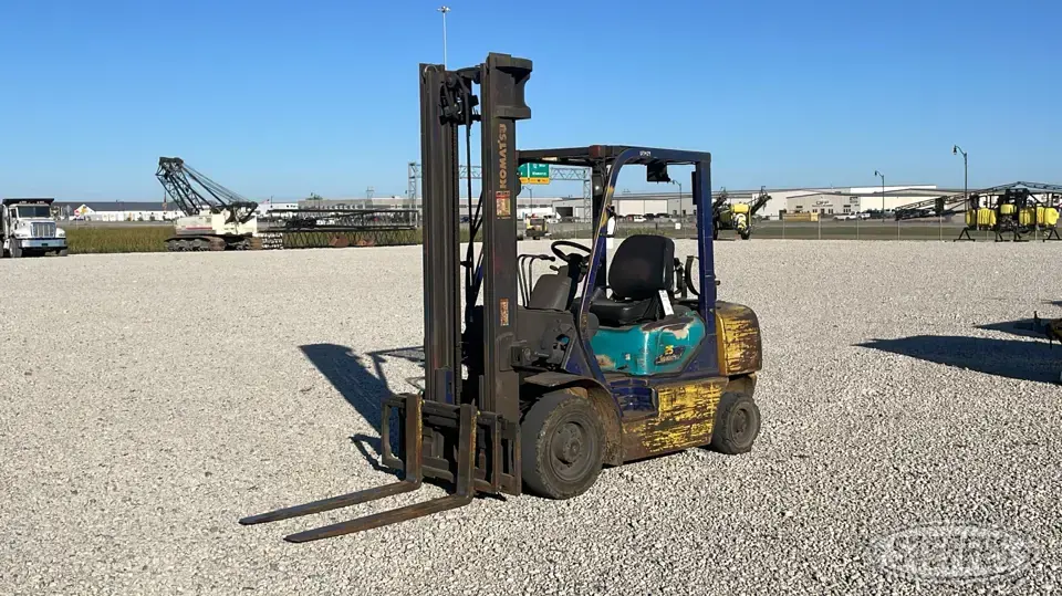 2002 Komatsu FG25T-12 Warehouse Forklift