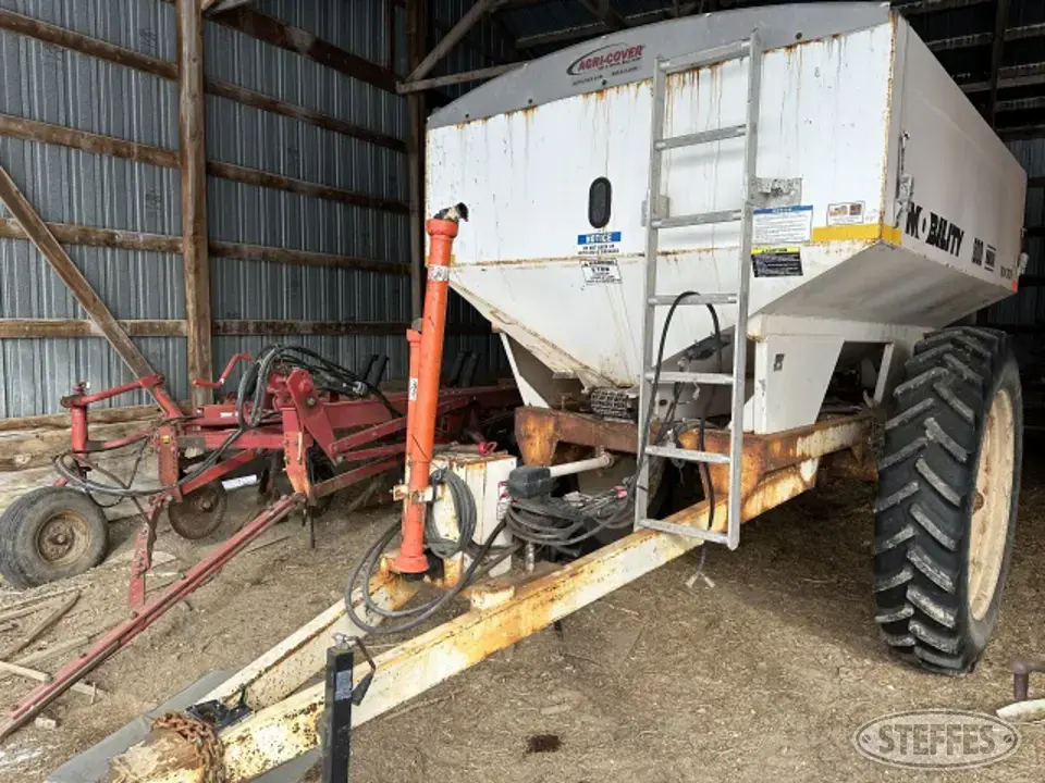 Mobility 800 Self-Propelled Dry Applicators-Spreaders-Floater