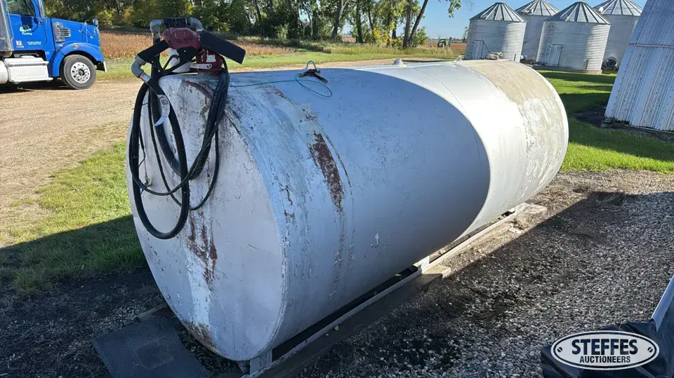 2,000 gal. fuel tank