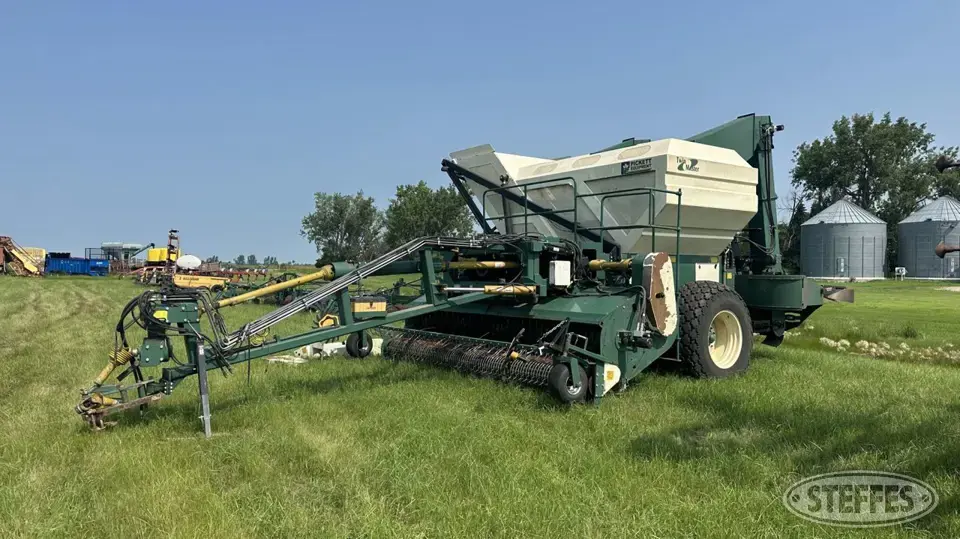 2009 Pickett Twin Master Edible Bean Combine