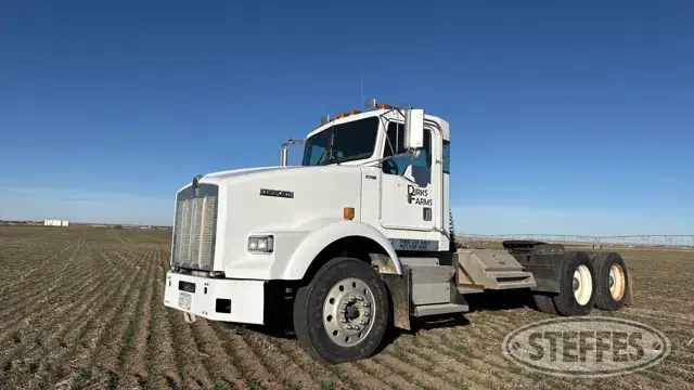 2002 Kenworth T800