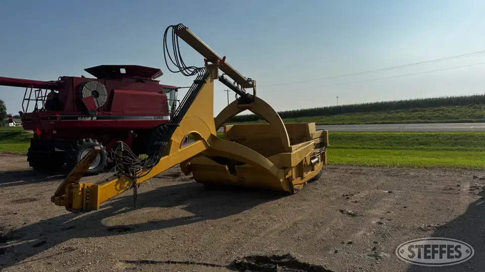 LeTourneau LS Pull Scraper