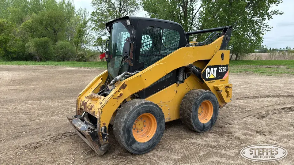 2013 CAT 272D Wheeled Skid Steer