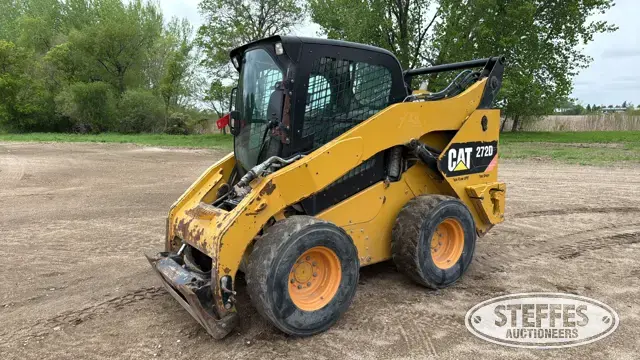 2013 CAT 272D