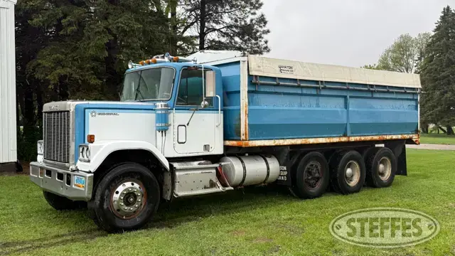1977 GMC General Star
