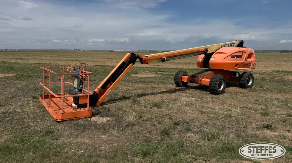 2013 JLG 460SJ Boom Lift
