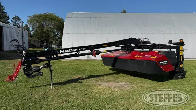 2023 MacDon R113PT