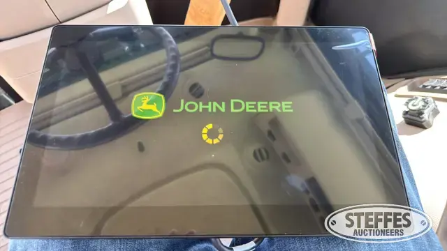 John Deere G5 Plus