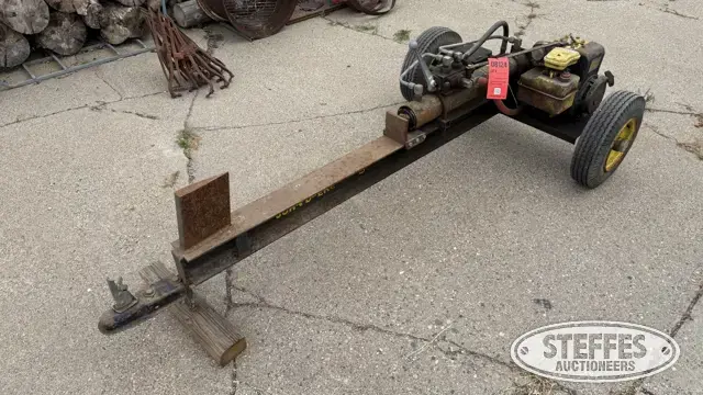 1975 John Deere Model 5