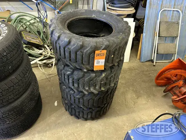Titan Trac Loader