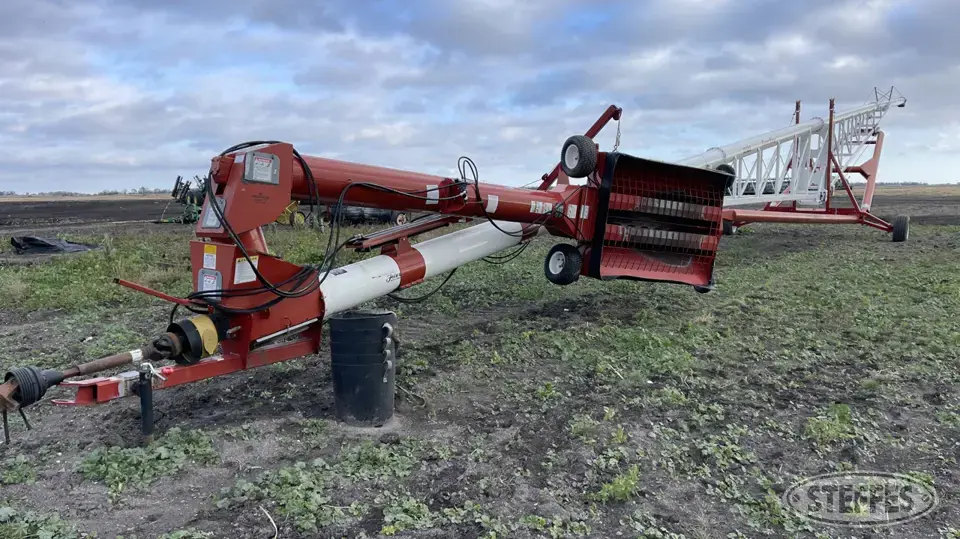 Farm King 12122 Swing Hopper Auger