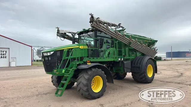 2022 John Deere 800R