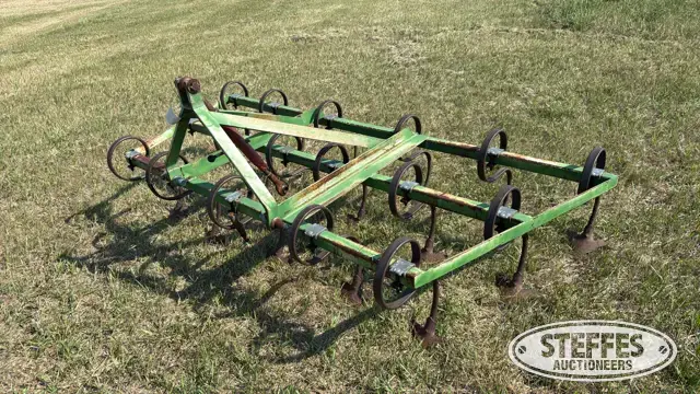 3 pt. cultivator