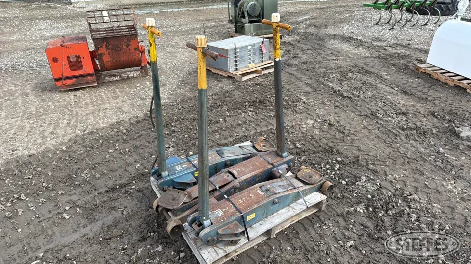 Walker floor jacks General Tools and Shop Supply