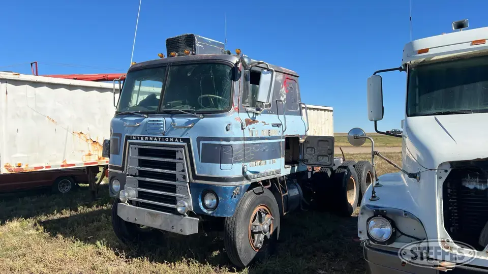 1970 International 4070A Cabover Truck with Sleeper