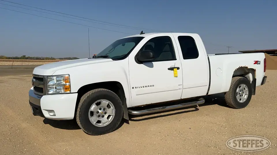 2008 Chevrolet 1500 LT Half Ton Pickup