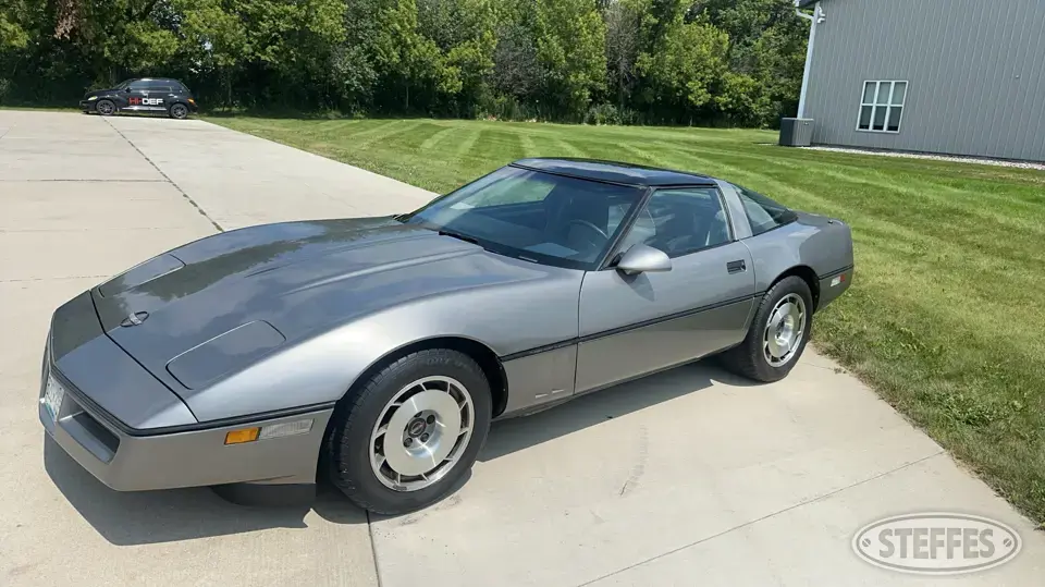 1985 Chevrolet Corvette Car
