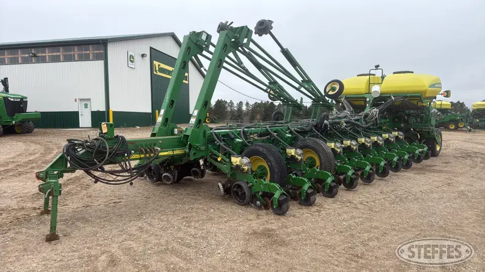 2010 John Deere 1770NT 12 or More Row Planter