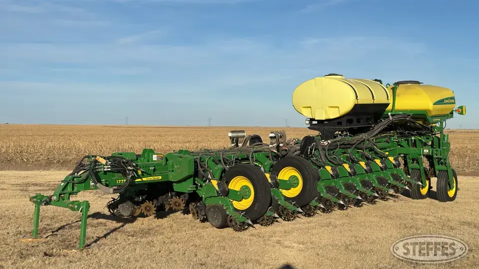 2019 John Deere 1775NT 12 or More Row Planter