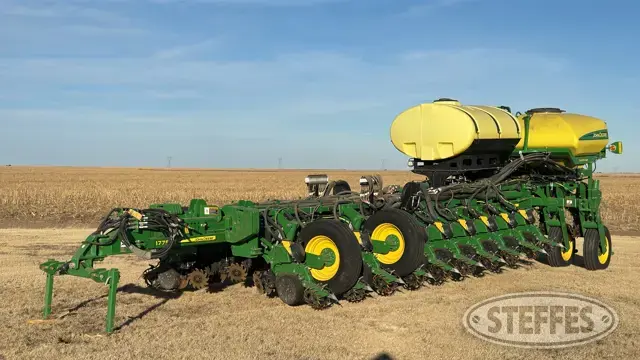 2019 John Deere 1775NT