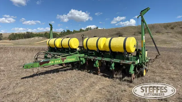 John Deere 7200 MaxEmerge II