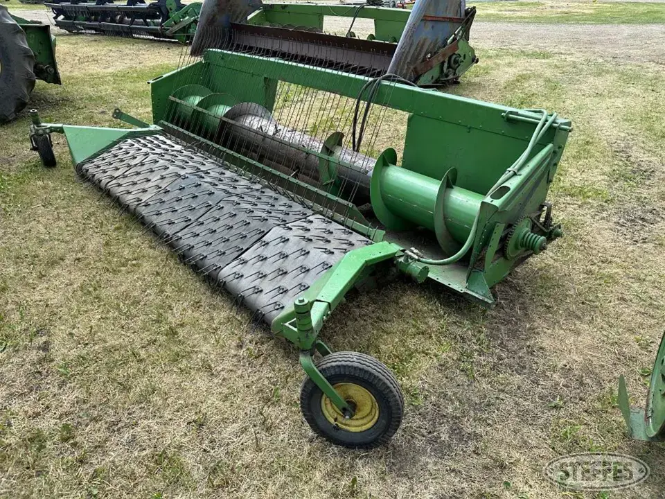 John Deere 112 Pickup Head
