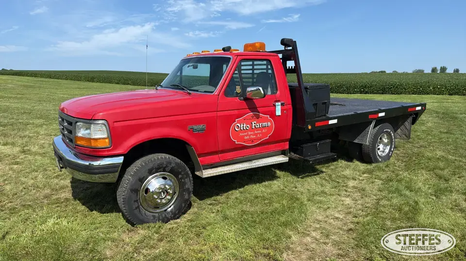 1996 Ford F-350 Super Duty XL Over 1 Ton Pickup