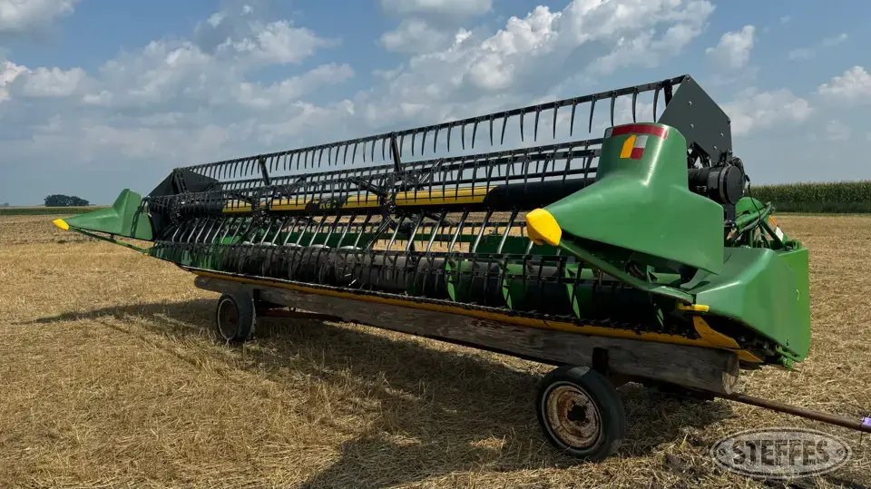 2007 John Deere 925 Flex Head