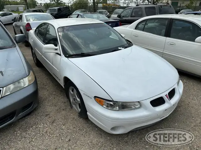 2002 Pontiac Grand Prix SE