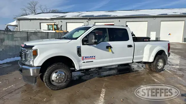 2022 Ford Super Duty F-350 XLT