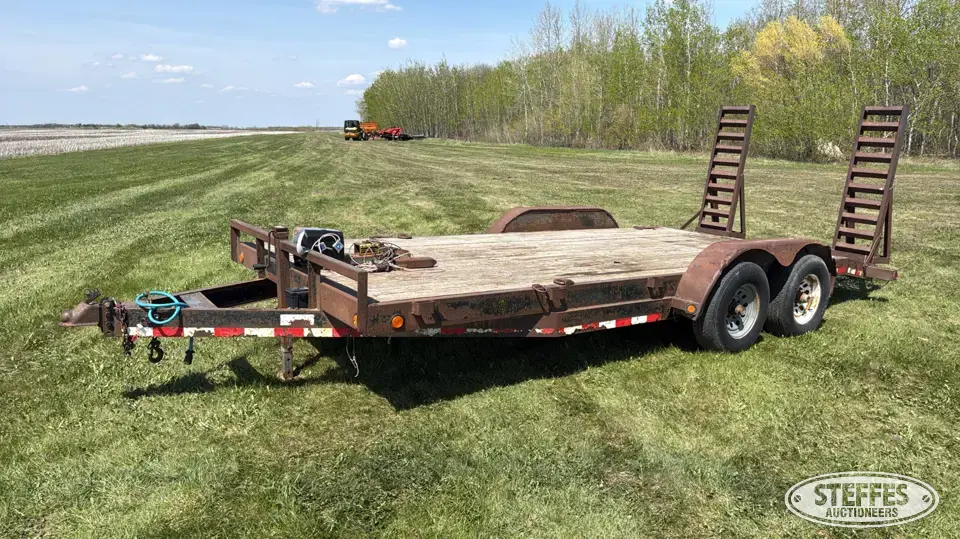 2006 Load Trail Flatbed Trailer