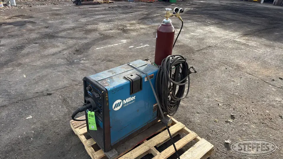 Miller Millermatic 210 Welding