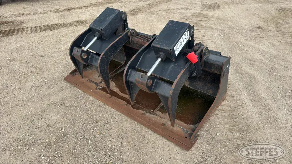 CAT Skid Steer Bucket