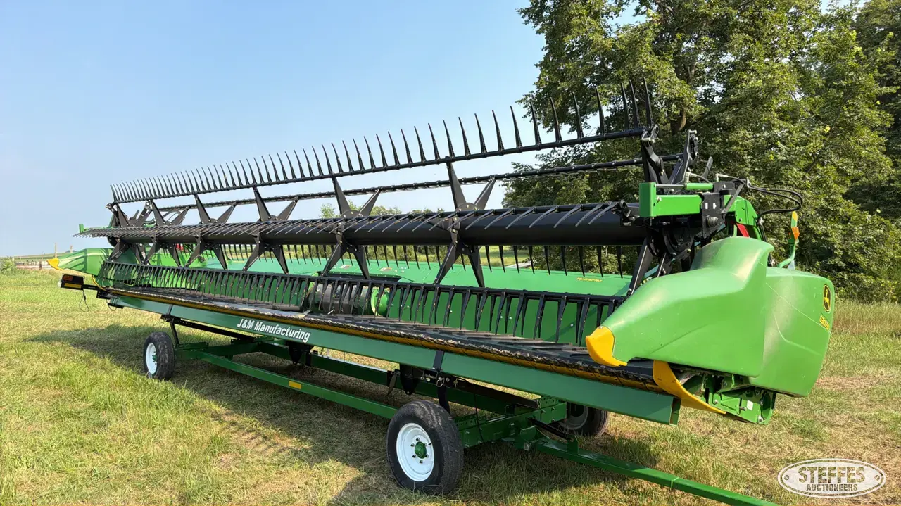 2016 John Deere 630FD Draper Head