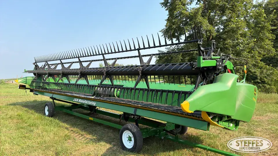 2016 John Deere 630FD Draper Head