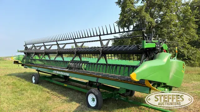 2016 John Deere 630FD