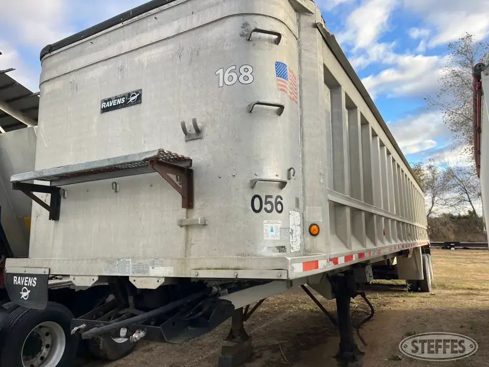 1997 Ravens Fruehauf End Dump Trailer