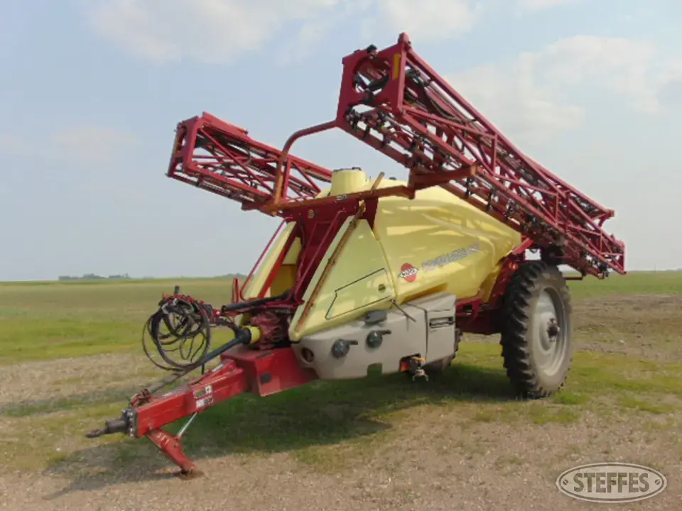 2010 Hardi Commander 6600 Pull-Type Sprayer