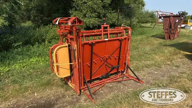 For-Most squeeze chute