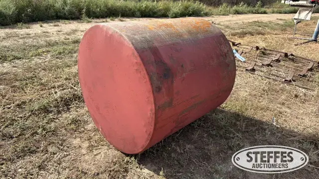 O'Day approx. 350 gal. horizontal fuel tank