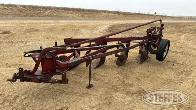 International 540