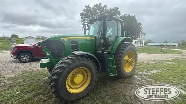 2008 John Deere 7430 Premium