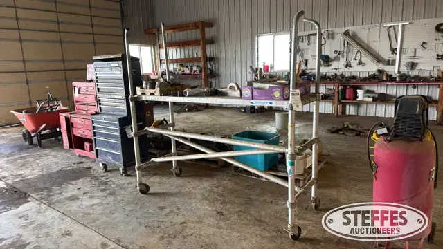 Werner 4156 work platform & shop supplies