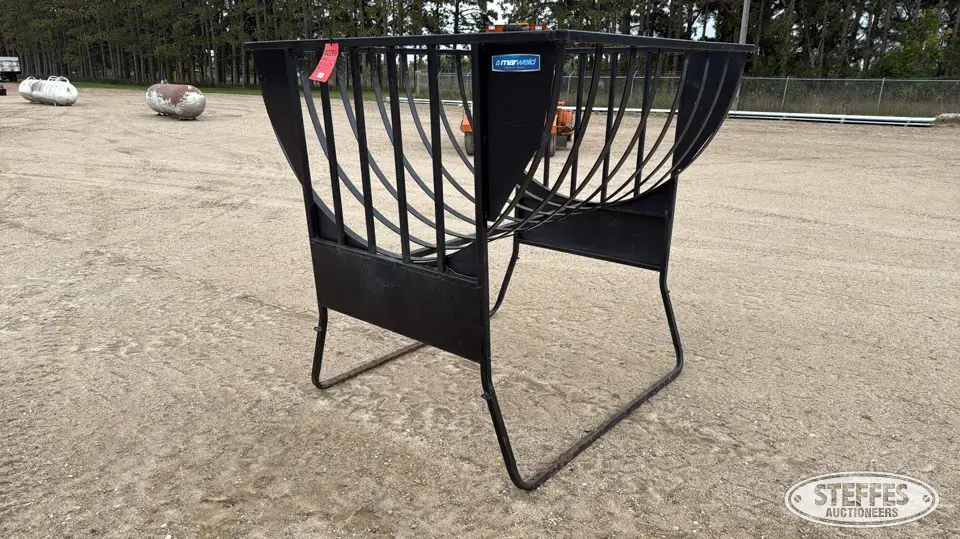 Marweld bale feeder Bale Handling