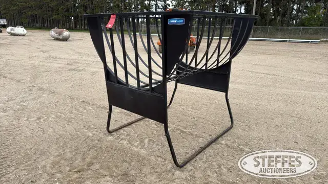 Marweld bale feeder