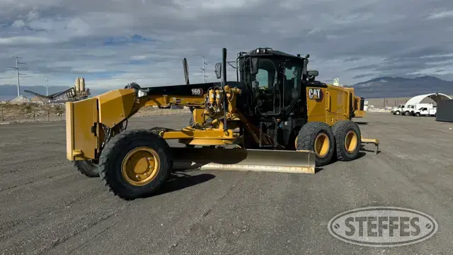2021 CAT 160 AWD