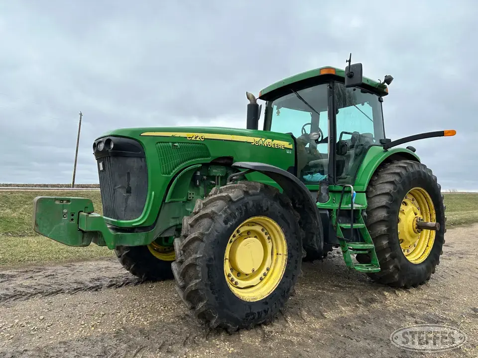 2004 John Deere 8220 MFWD Tractor